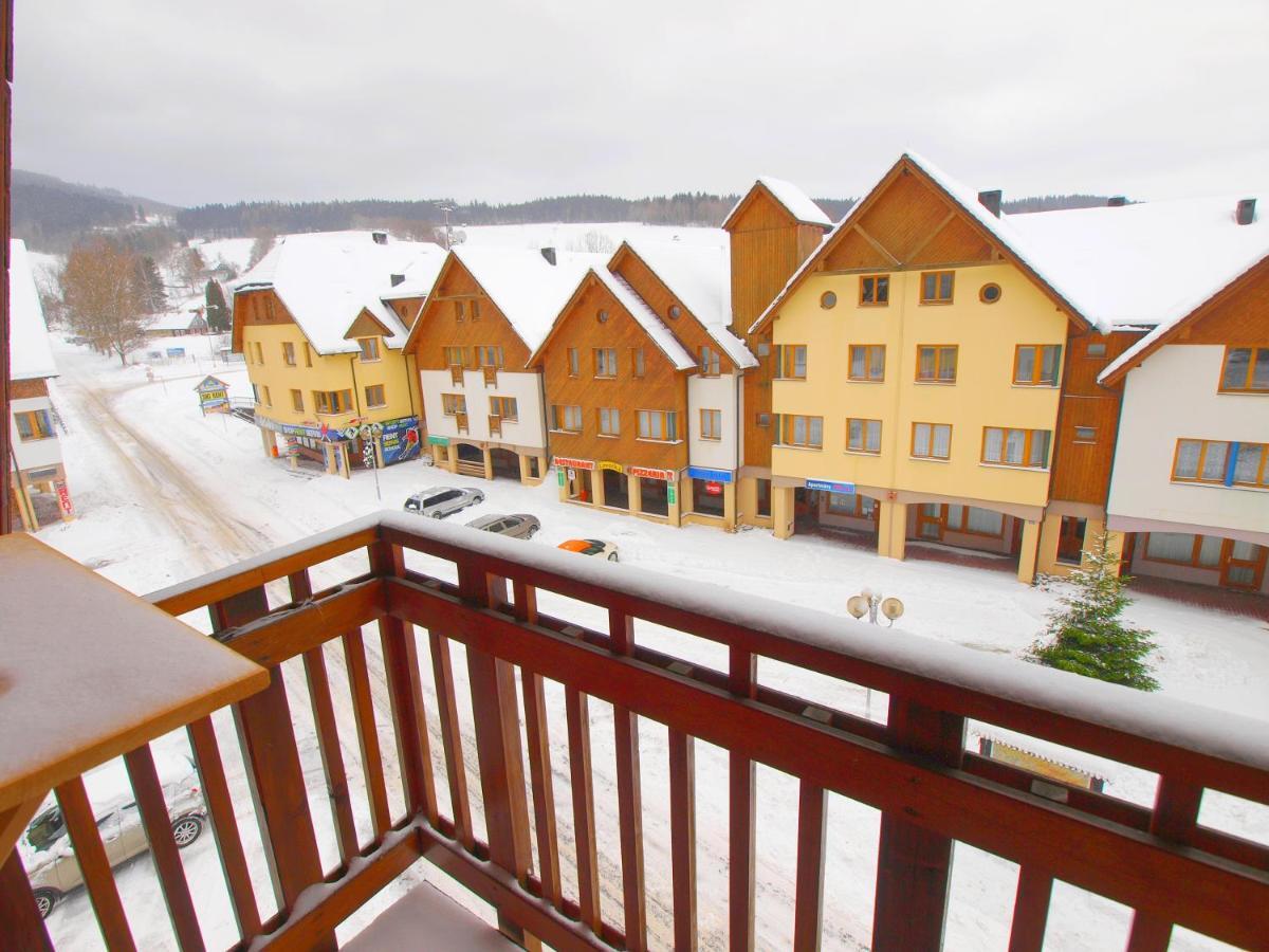 Apartman 6 U Sjezdovek Rokytnice nad Jizerou Exterior photo